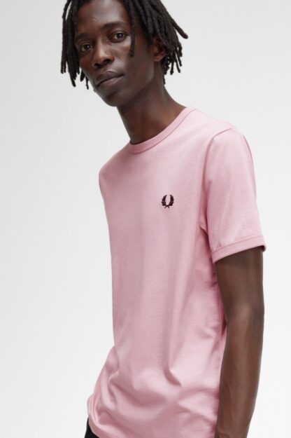 Camiseta Fred Perry Ringer M3519 Rosa - Imagen 5