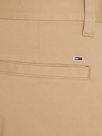 Pantalón Tommy Jeans Austin Chino - Imagen 5