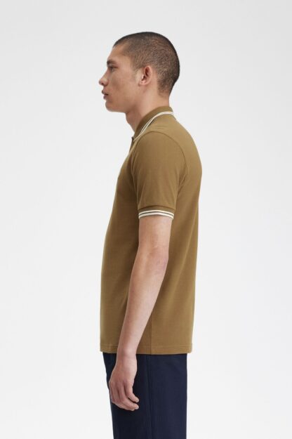 Polo Fred Perry M3600 Camel - Imagen 8
