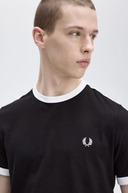 Camiseta Fred Perry Ringer Cinta Negra - Imagen 3