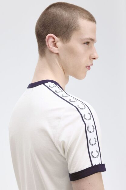 Camiseta Fred Perry Ringer Cinta Blanca - Imagen 4