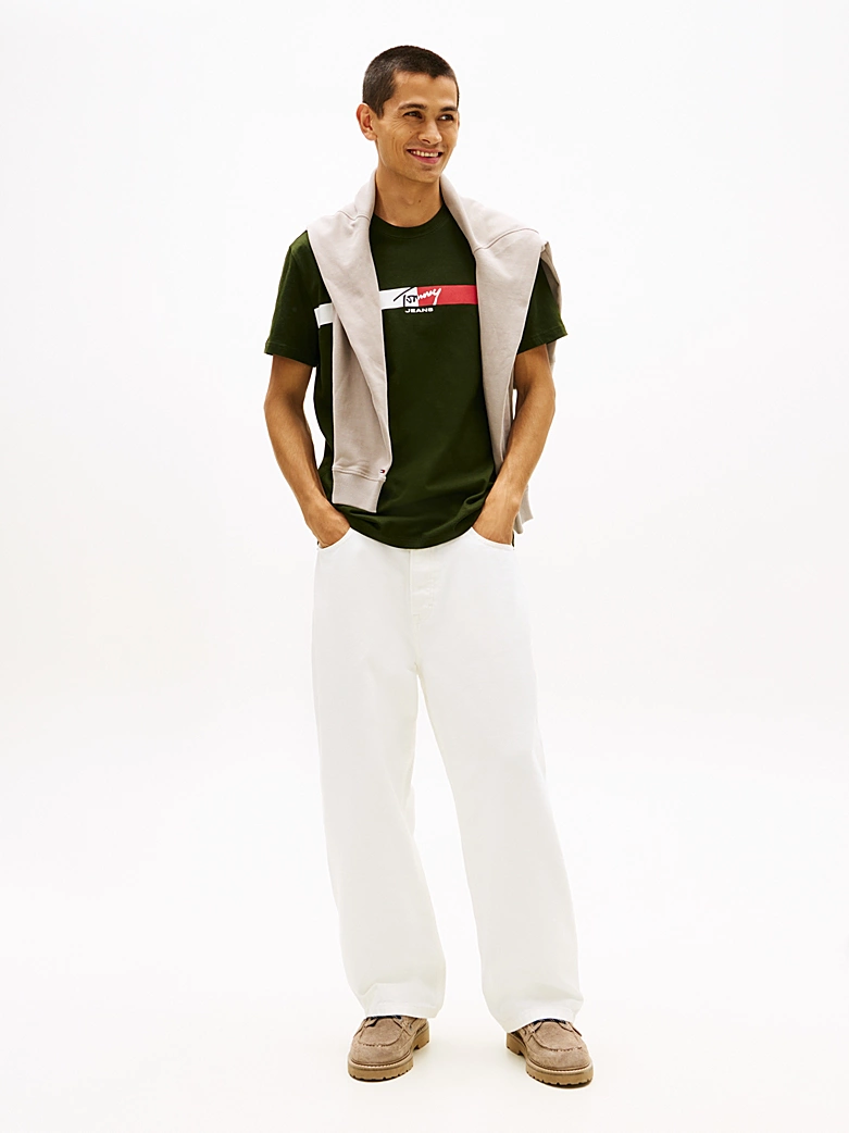 Camiseta Tommy Jeans con Logo Verde - Imagen 4